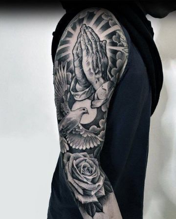 tatuajes de palomas en el brazo manga