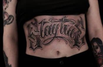 Letras chicanas para tatuajes en 3 zonas del cuerpo