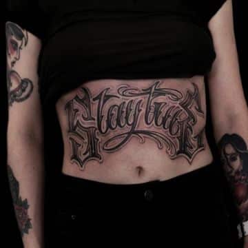 letras chicanas para tatuajes en abdomen