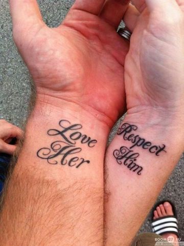 tatuajes de letras entrelazadas para parejas
