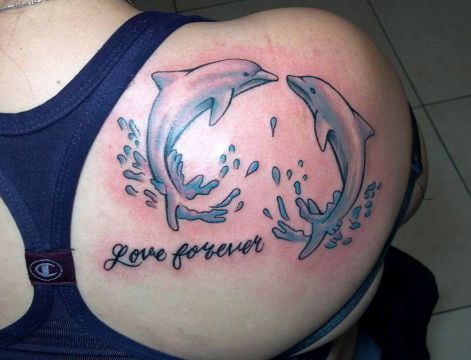 tatuajes de delfines para parejas amor eterno