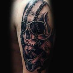 Ideas tatuajes de cadenas de moto en el brazo y 3 zonas mas