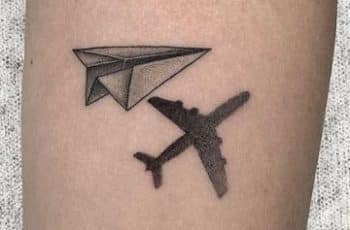 Delicados tatuajes pequeños sobre viajar en 2021