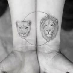 Creativos tatuajes de leon y leona para 2 lienzos
