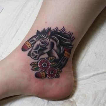 tatuajes de caballos indios tradicional americano