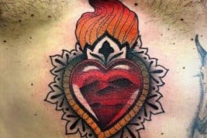 tatuaje sagrado corazon de jesus alto contraste y color