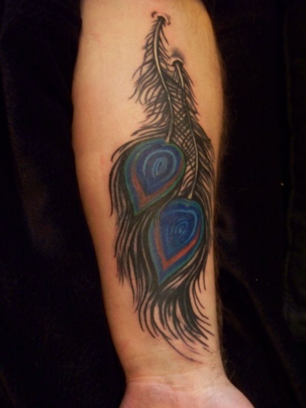 significado de tatuajes de plumas de pavoreal