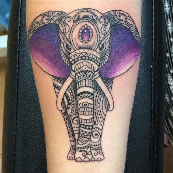 tatuajes de elefantes indios diseño tipo mandala