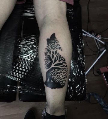 tatuajes de lobos en la pierna concepto