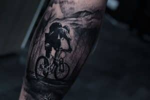 tatuajes de bicicletas mtb con paisaje