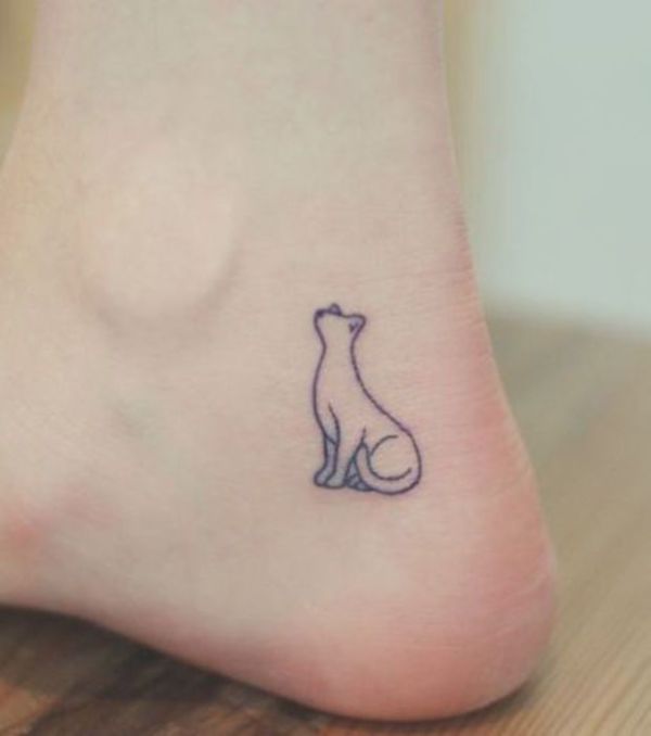 tatuajes de gatos pequeños silueta