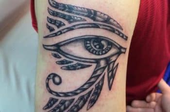 Asombrosos tatuajes egipcios en el brazo 4 ideogramas claves