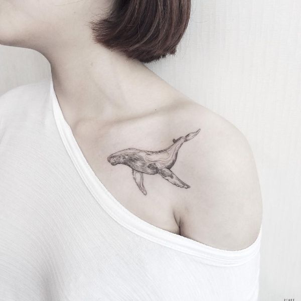 tatuajes de ballenas para mujer pequeños