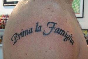 tatuajes en italiano para hombres sobre la familia