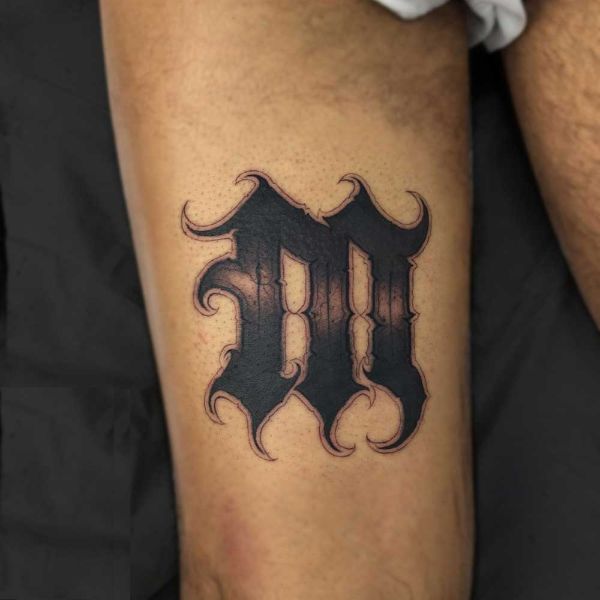 tatuajes con letras en ingles iniciales