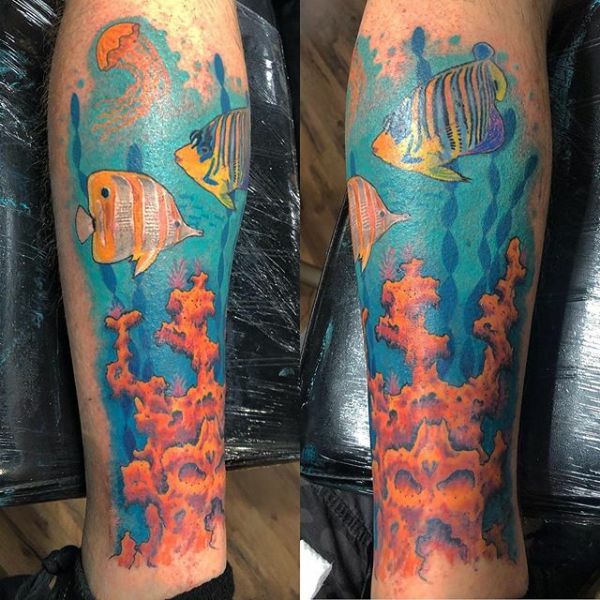 tatuajes de acuarios marinos coloridos