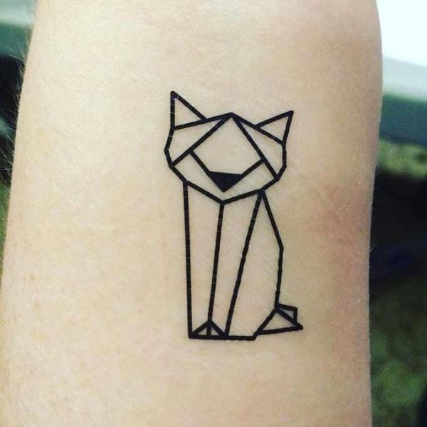 tatuajes de gatos sencillos geometricos