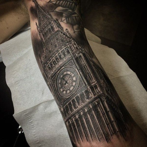tatuajes de millonarios en el brazo monumentos