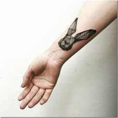 3 estilos tatuajes de conejos pequeños para hombres