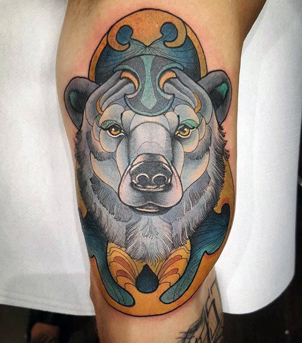 tatuajes de osos en el brazo misticismo con color