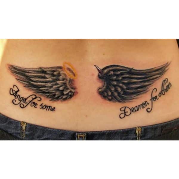 tatuajes con alas y nombres concepto