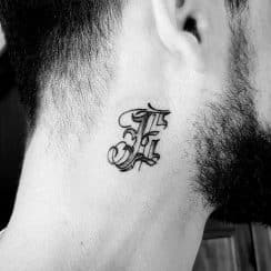 4 tipografías tatuajes letras en cuello alta precisión