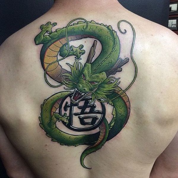 tatuaje dragon ball espalda sheng long