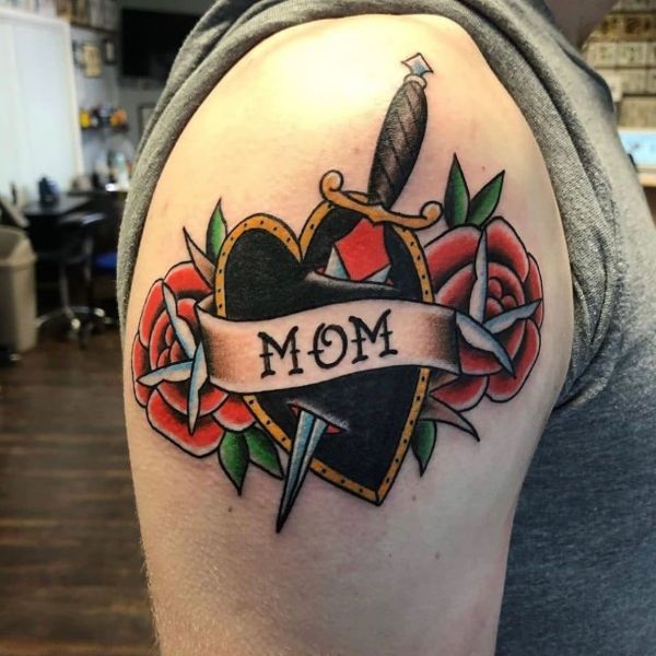 tattoo para recordar a mi mama tradicional americano