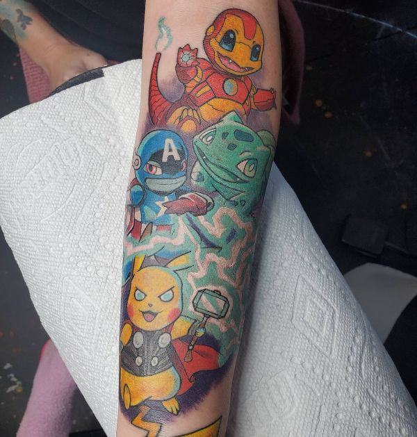 tatuaje de pokemon avengers homenaje