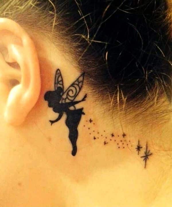 tatuajes de hadas del bosque detras de la oreja