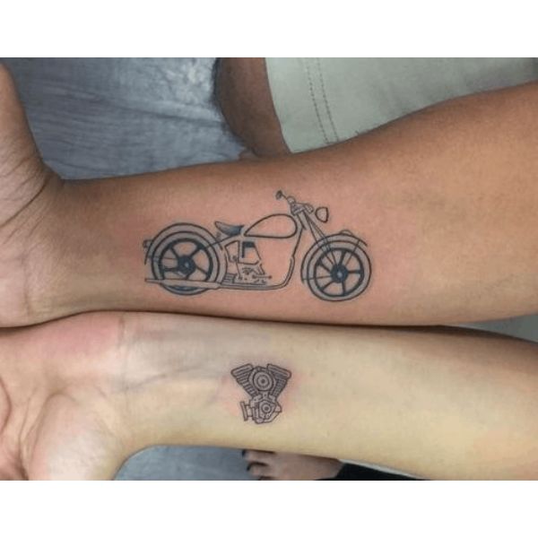 tatuajes de moto en pareja complementos mecanicos