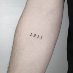 5 diseños de números para tatuajes usando tipografías