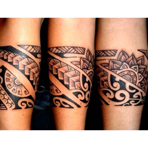 tatuajes de brazaletes aztecas elementos abstractos