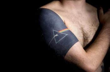 Asombrosos tatuajes de Pink Floyd en brazo en el 2022