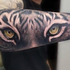 Un tatuaje de tigre significado en 4 bosquejos