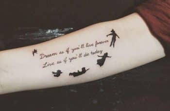El tatuaje Peter pan silueta con 1 especial significado