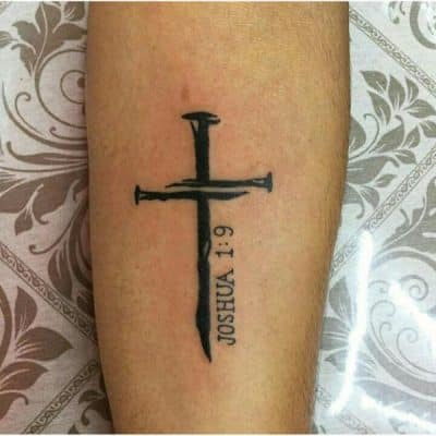 tatuajes bíblicos para hombres texturas