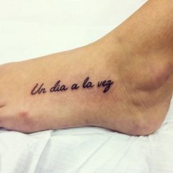 Las frases pequeñas para tatuajes en 3 sentidos