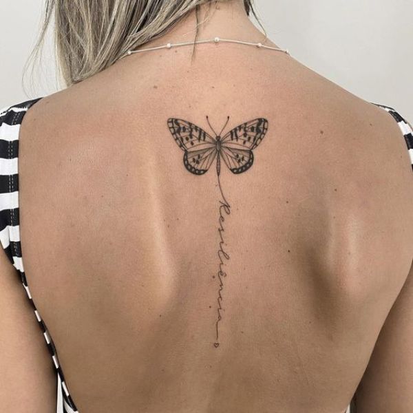 tatuajes en la espalda para mujer columna