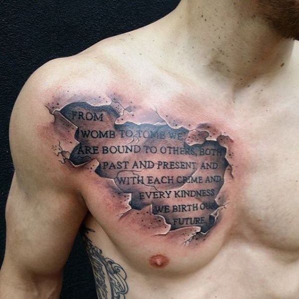 tatuajes en el pecho con letras con efectos